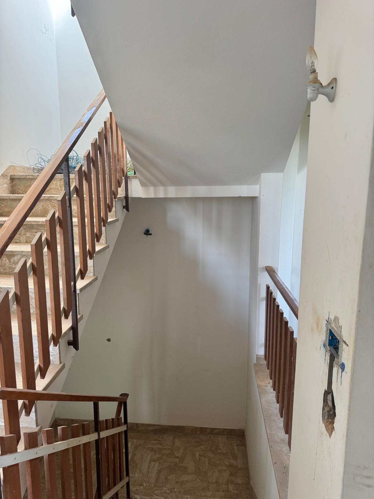 Scala interna in legno